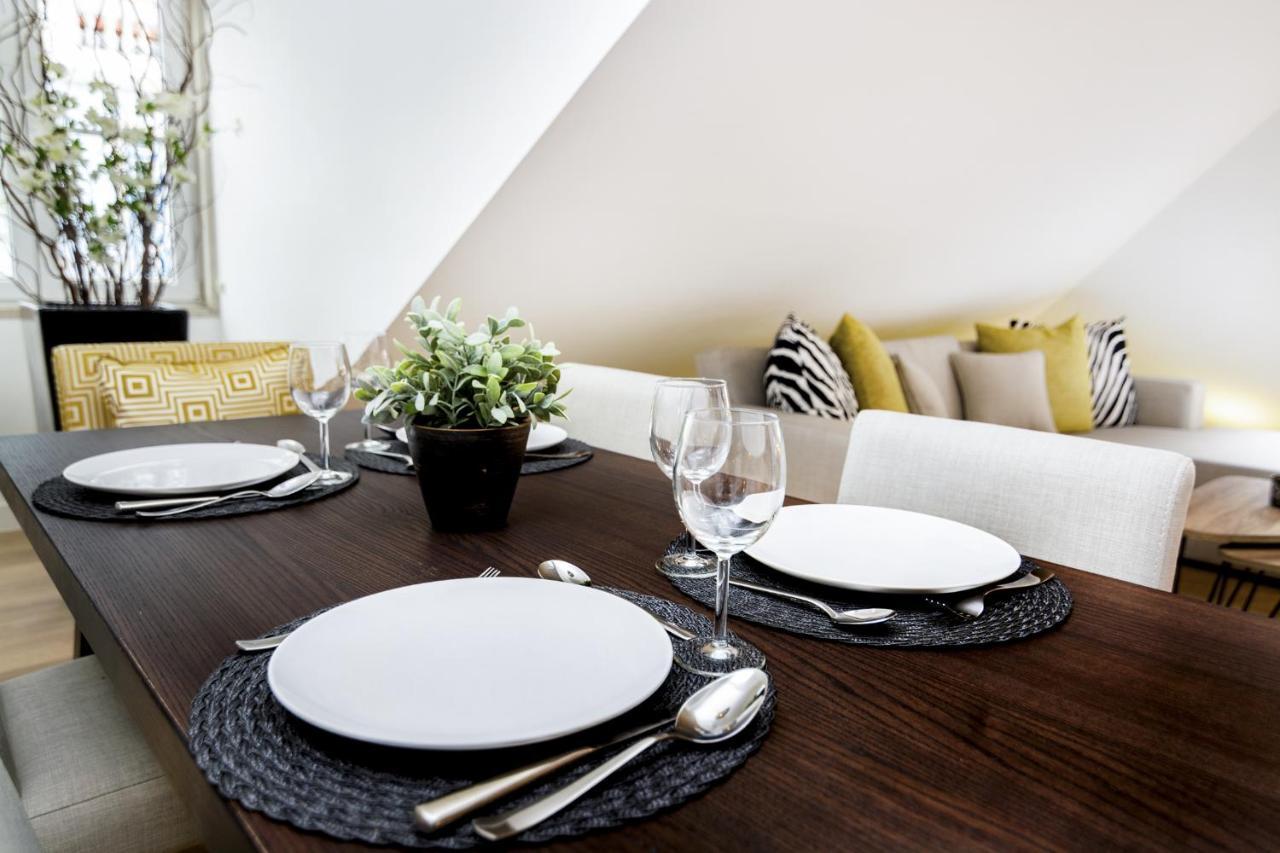 Whome | Madalena Downtown Luxury Duplex ลิสบอน ภายนอก รูปภาพ